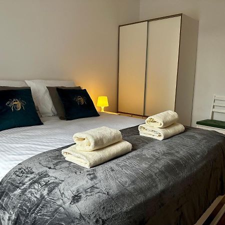 Tresor Pulaskiego Apartments Krakow Luaran gambar
